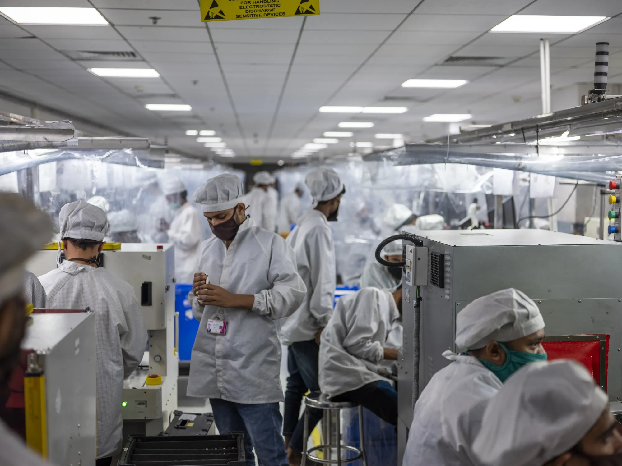 India's Largest Homegrown Phone Maker Lava International Set to Benefit from Stimulus Plan