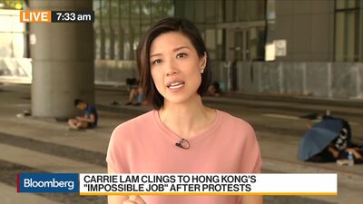 Hong Kong Reopens Downtown Government Offices - Bloomberg