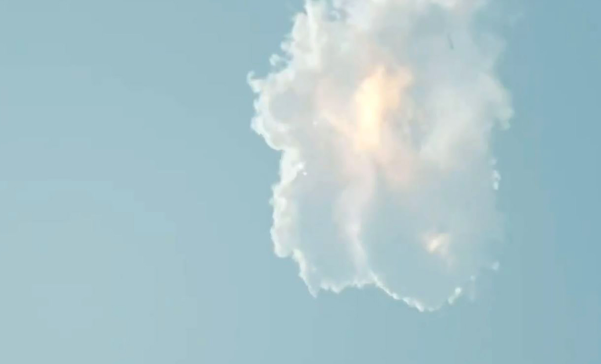 【速報】スペースX、「スターシップ」打ち上げ後に爆発