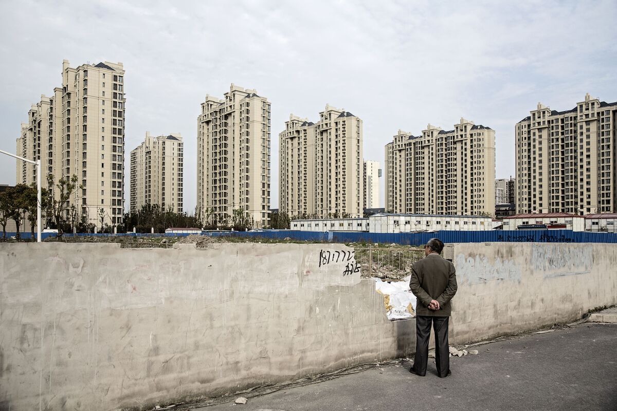 China FirstQuarter GDP Expands From 3 Months Earlier on Housing