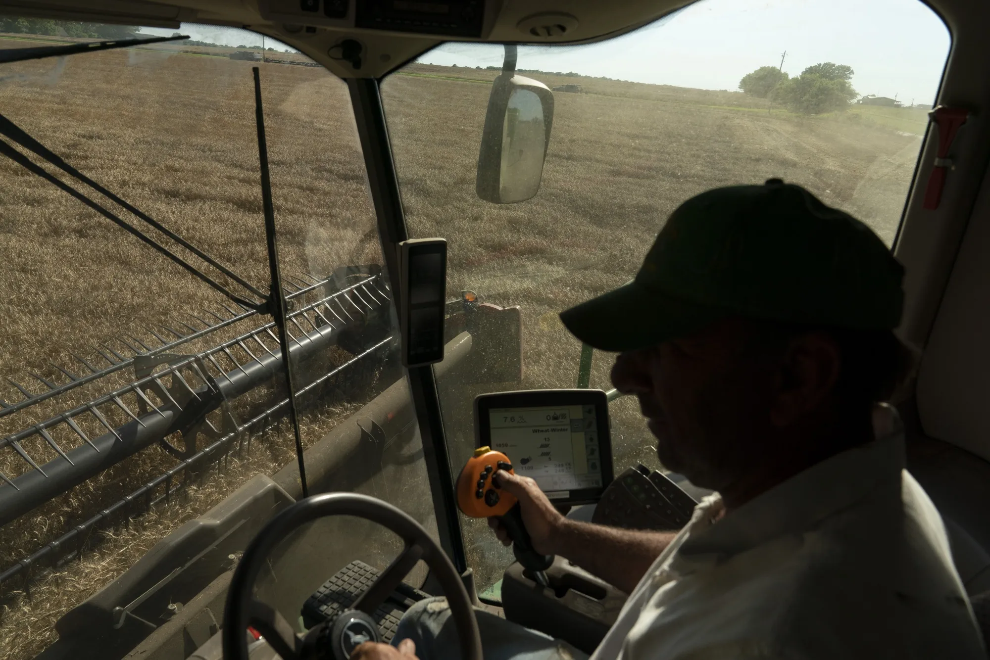 A Winter Wheat Harvest As Grains Futures Pare Losses 