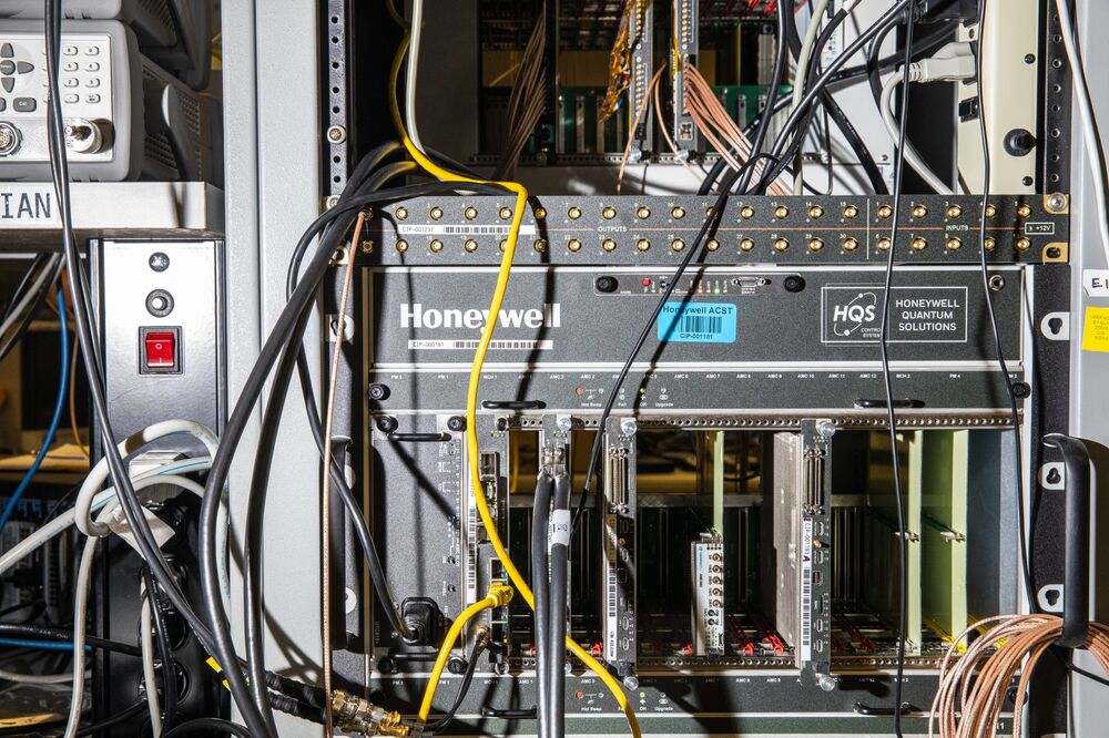 Honeywell To Spin Off Quantum Unit In Merger With Software Firm Bloomberg