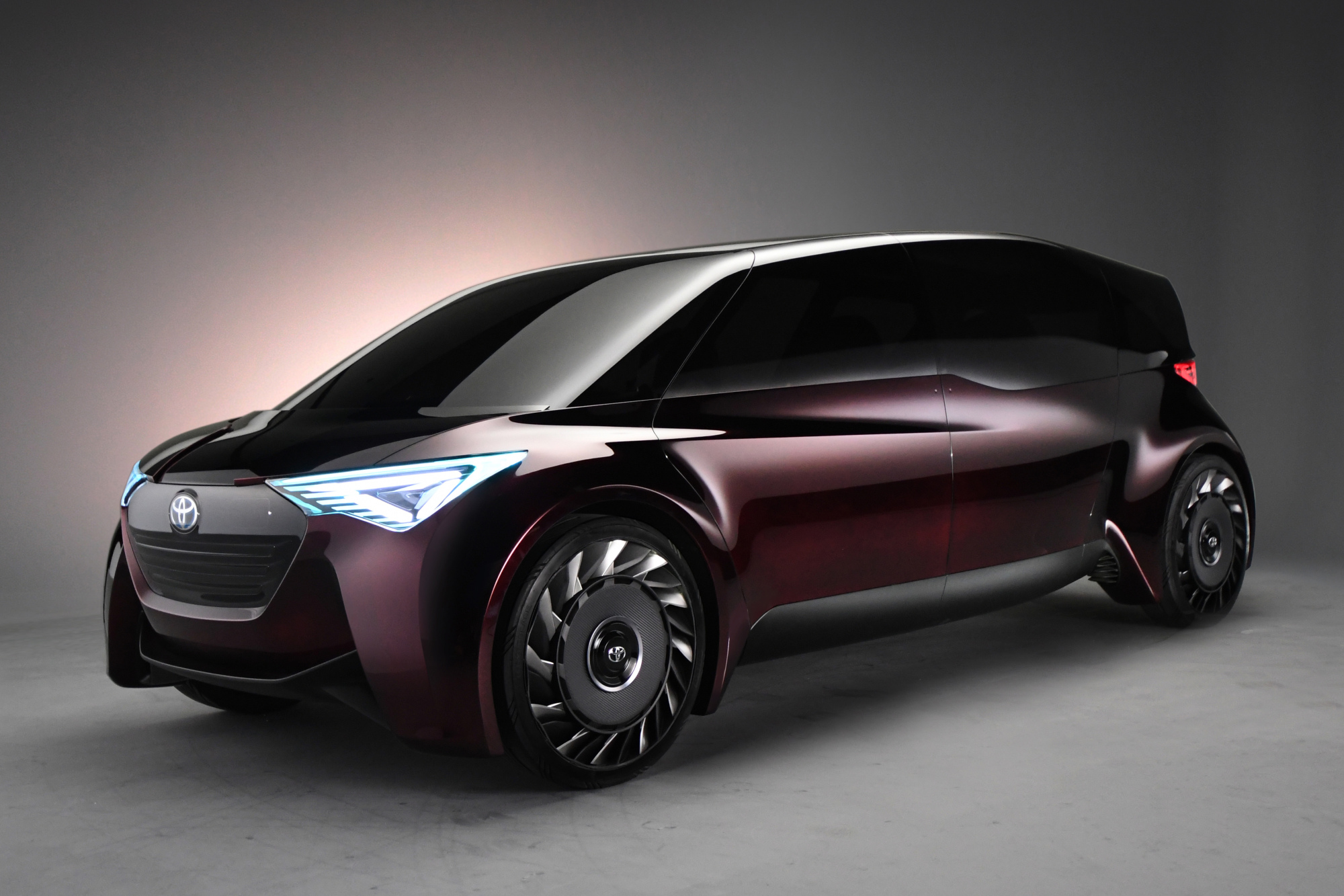 Range hydrogen deals fuel cell car