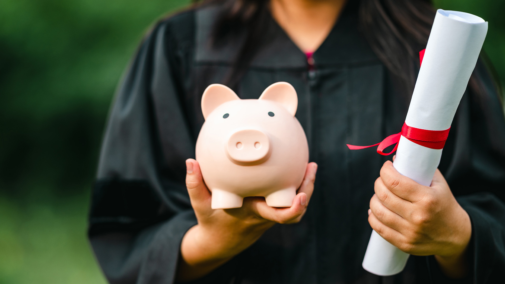 Video: Bloomberg Money on Unique Strategies to Pay for College