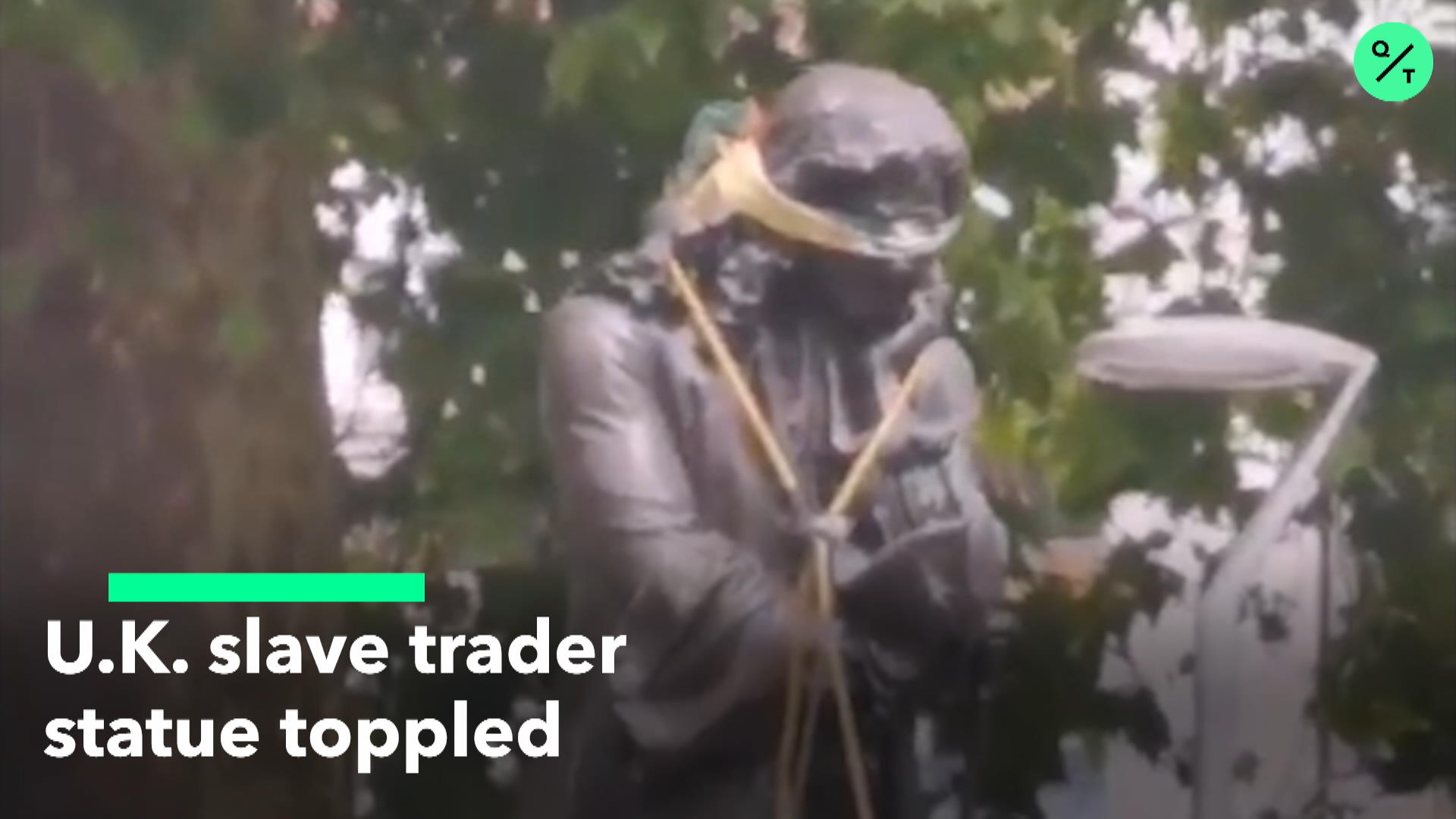 U.K. Slave Trader Statue Toppled Bloomberg