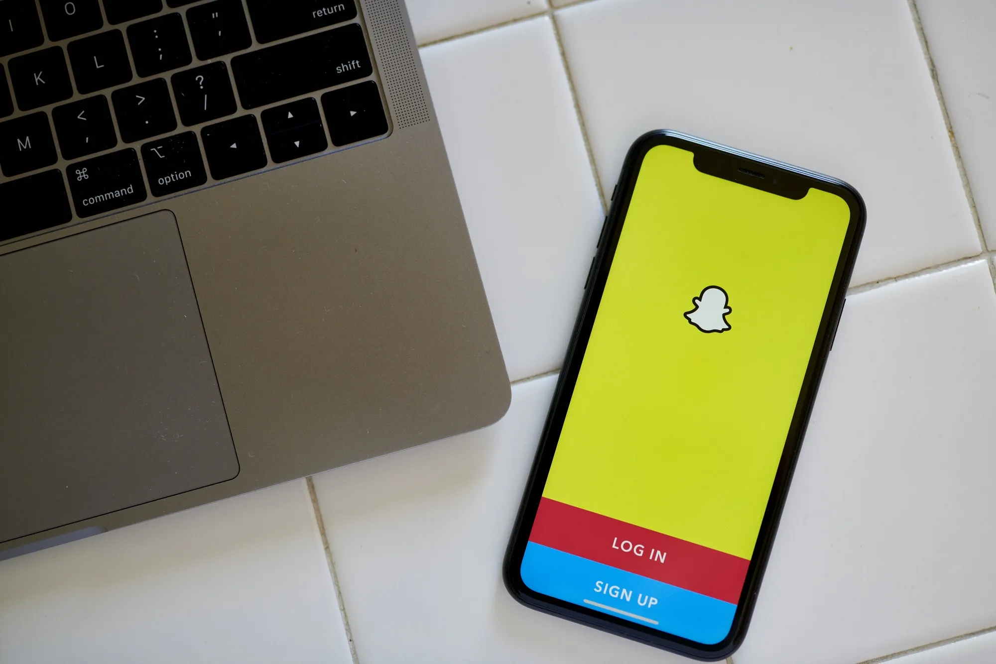 Snap Illustrations Ahead Of Earnings Figures 