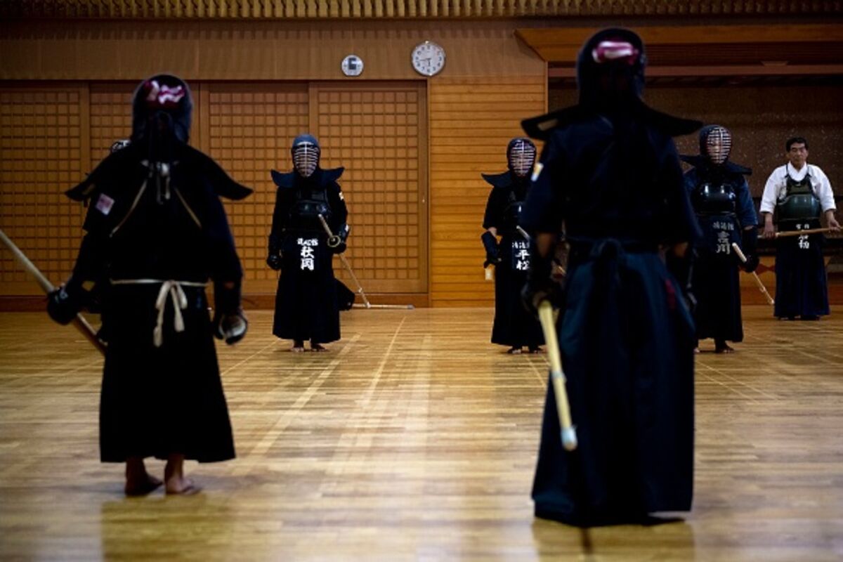 Hedge Funds, Corporate Reform Strangled by Japan's New Rules Bloomberg