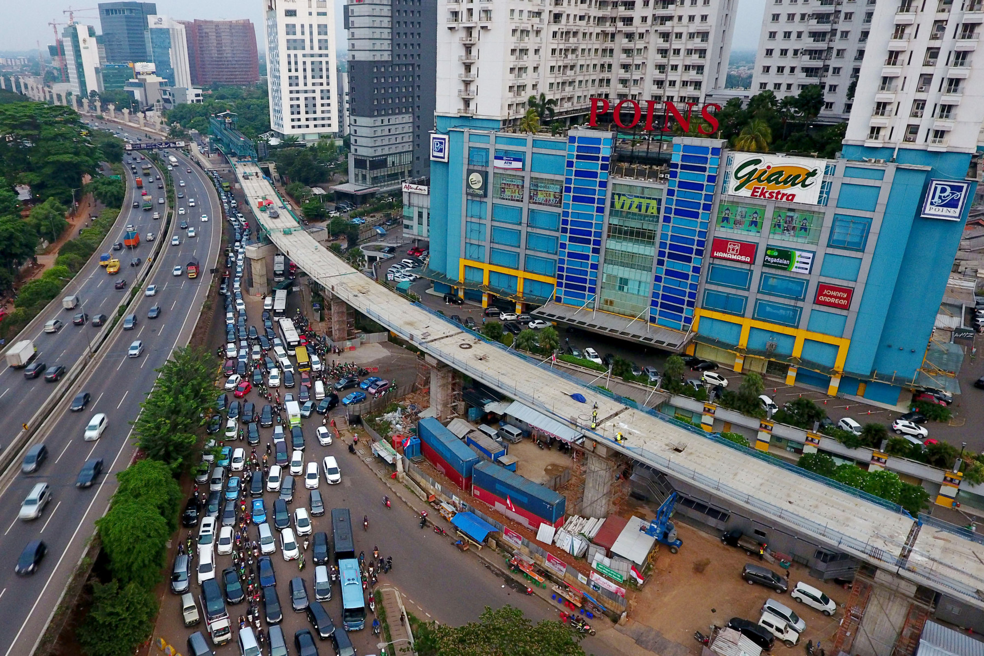 Construction and traffic in Jakarta, Indonesia, on&nbsp;Aug. 13, 2017.&nbsp;