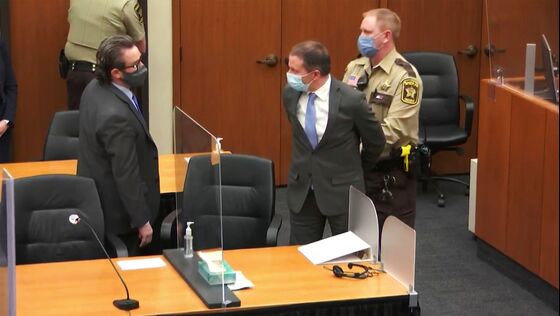 Chauvin Now Faces Federal Charges in Death of George Floyd