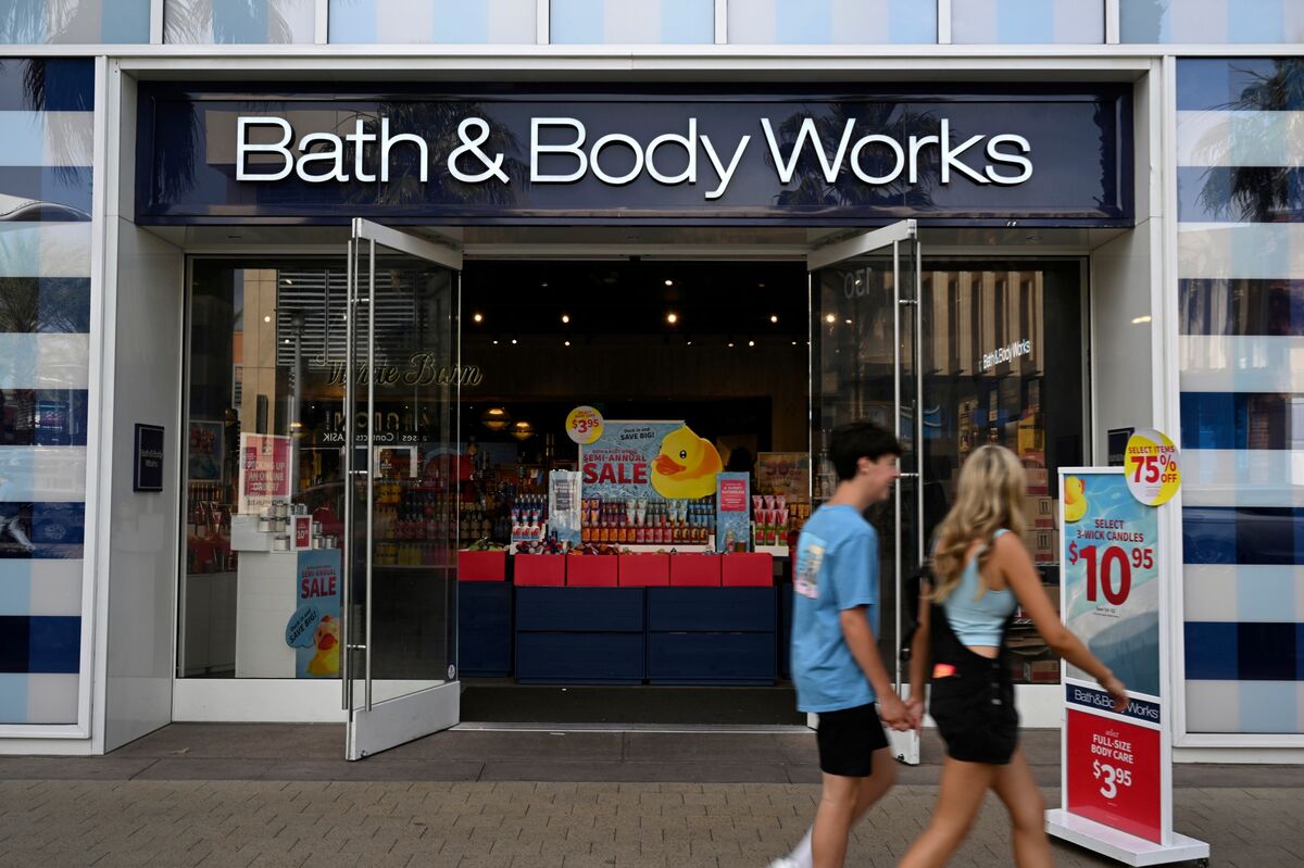 ⚫️ BLOOMBERG: Bath & Body Works rivede al ribasso le previsioni annuali a causa del debole sentimento dei consumatori e dei dazi internazionali