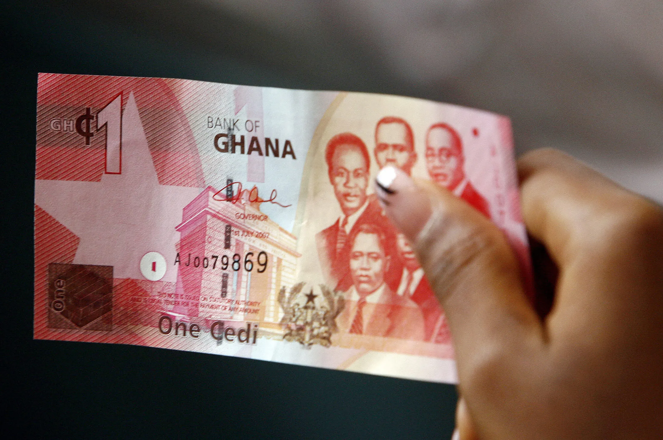 World-Beating Currency Found in Africa Seen as Loser in Long Run - Bloomberg