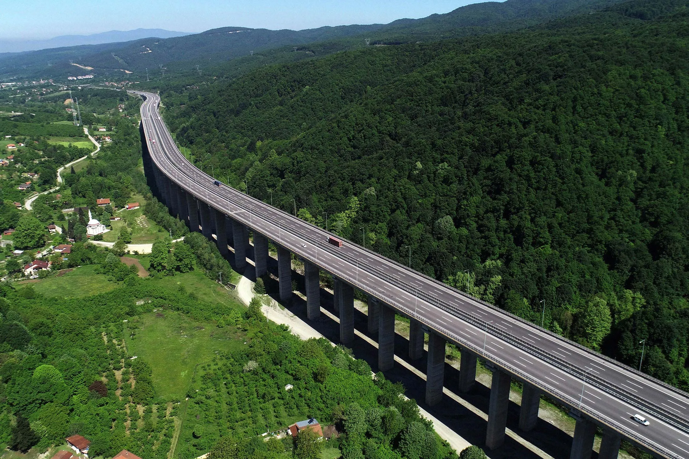 The world recovered a little greener than expected after pandemic lockdowns.