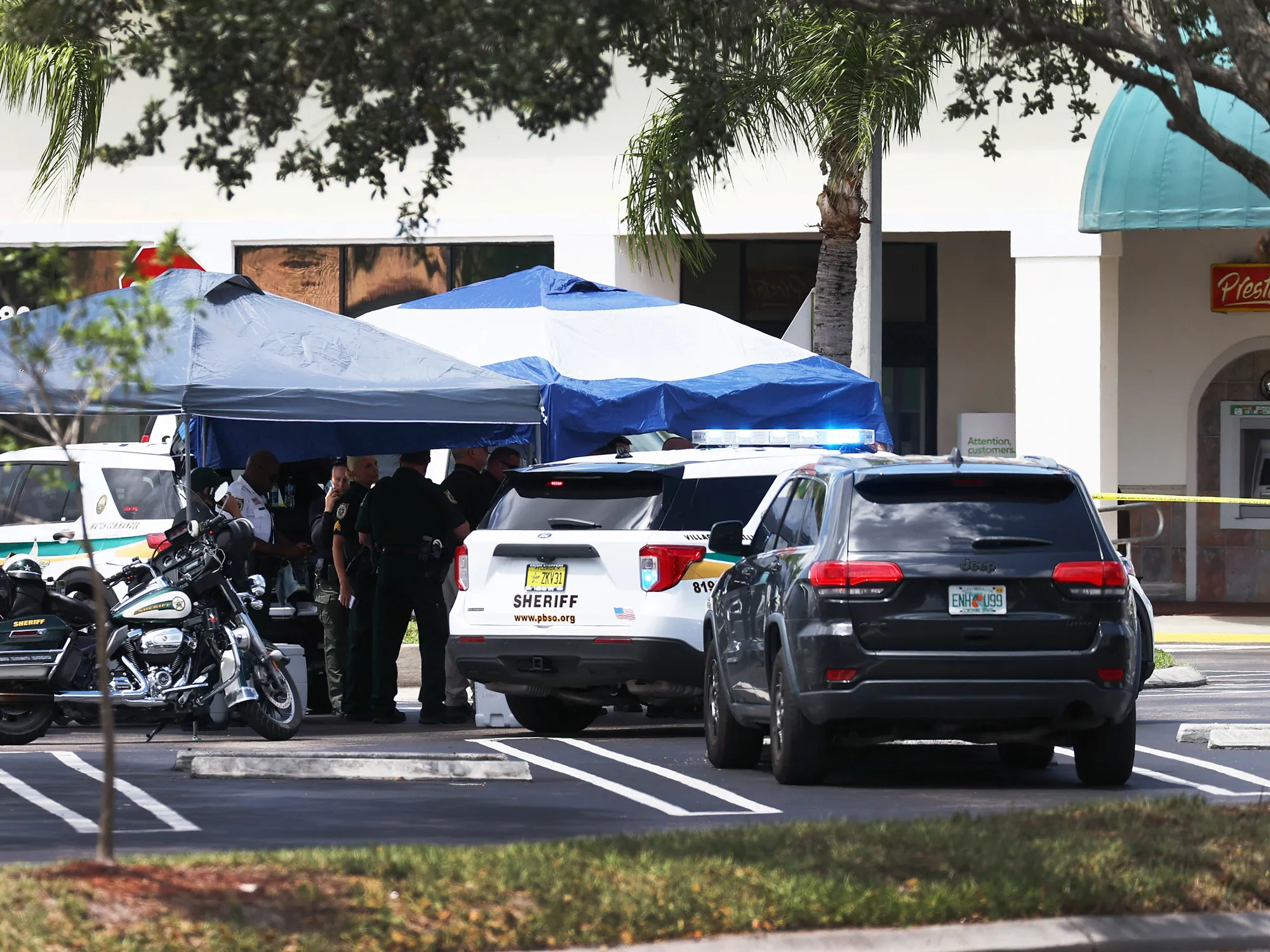 Three Dead In Shooting Inside Publix Grocery Store In Royal Palm Beach, Florida