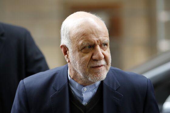 Twitter Suspends Account of Iranian Oil Minister Zanganeh