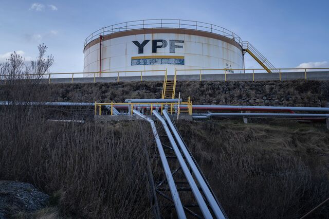  A YPF gas storage terminal in Ushuaia.
