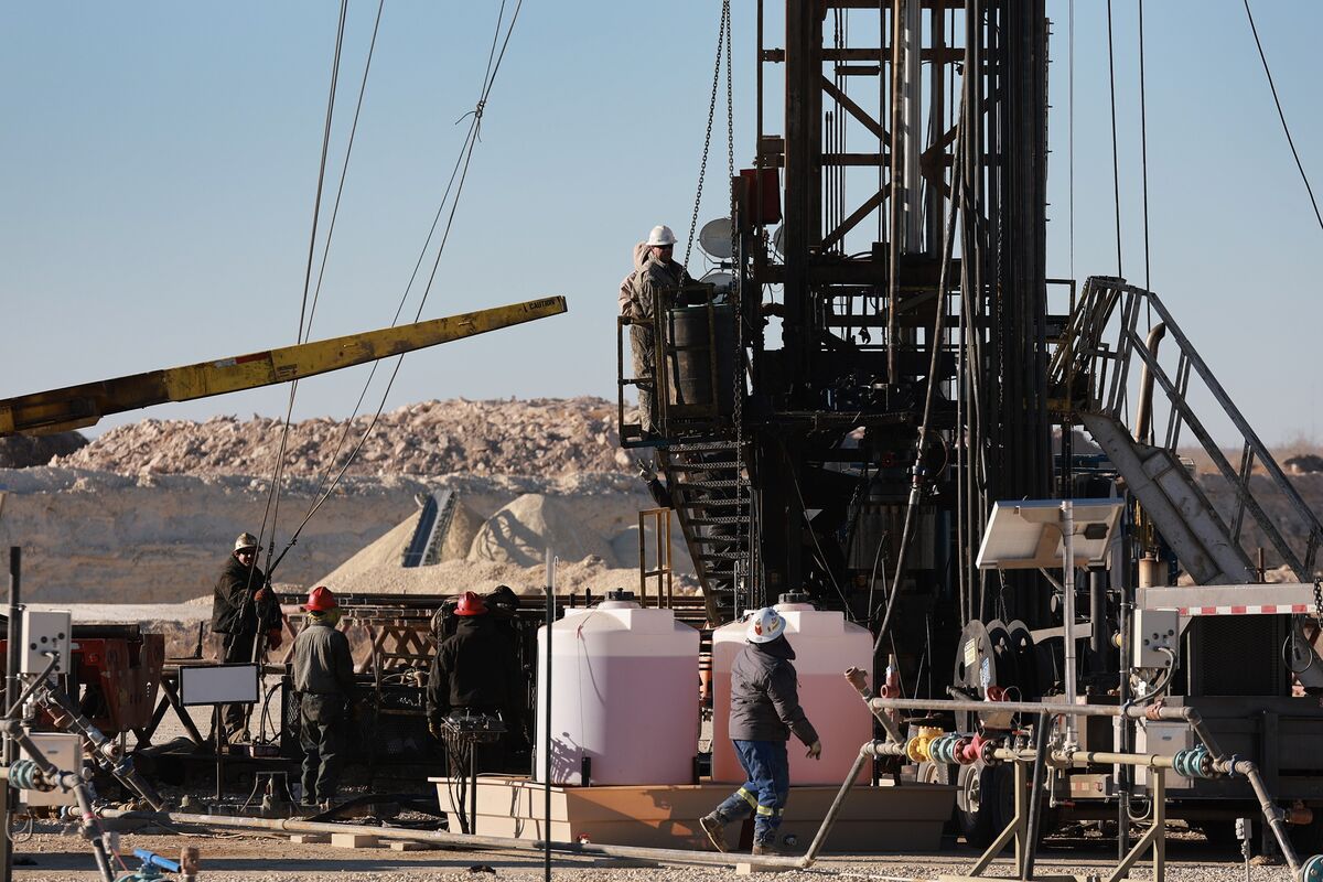 bloomberg.com - David Wethe - Soap Is Shale's Latest Breakthrough to Boost US Oil Production