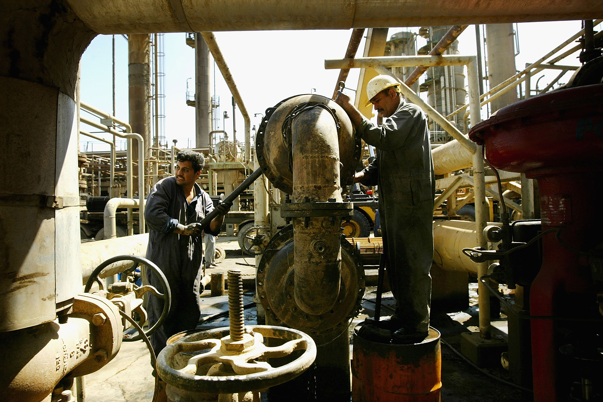 Iraq's Adora Refinery Maintains 110,000 Barrels Per Day