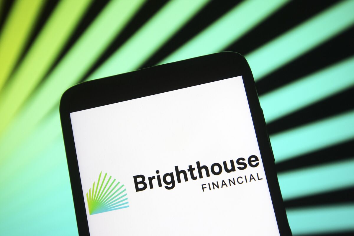 Greenlight Urges Brighthouse to Proceed With Aquarian Deal