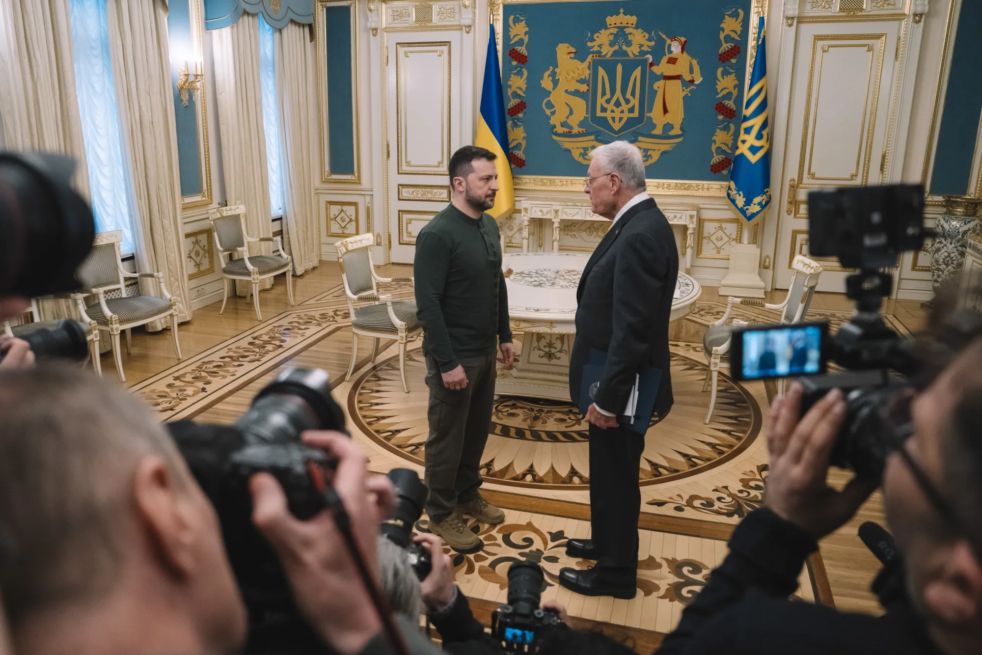 Keith Kellogg and Volodymyr Zelenskiy during a meeting in Kyiv.