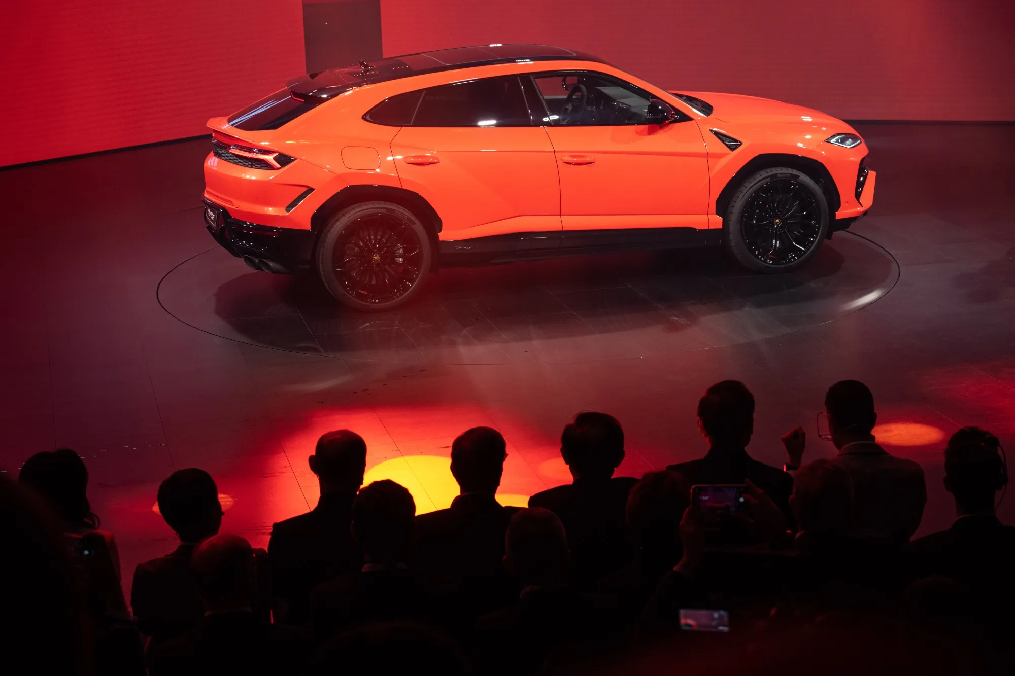 The Lamborghini Urus SE.