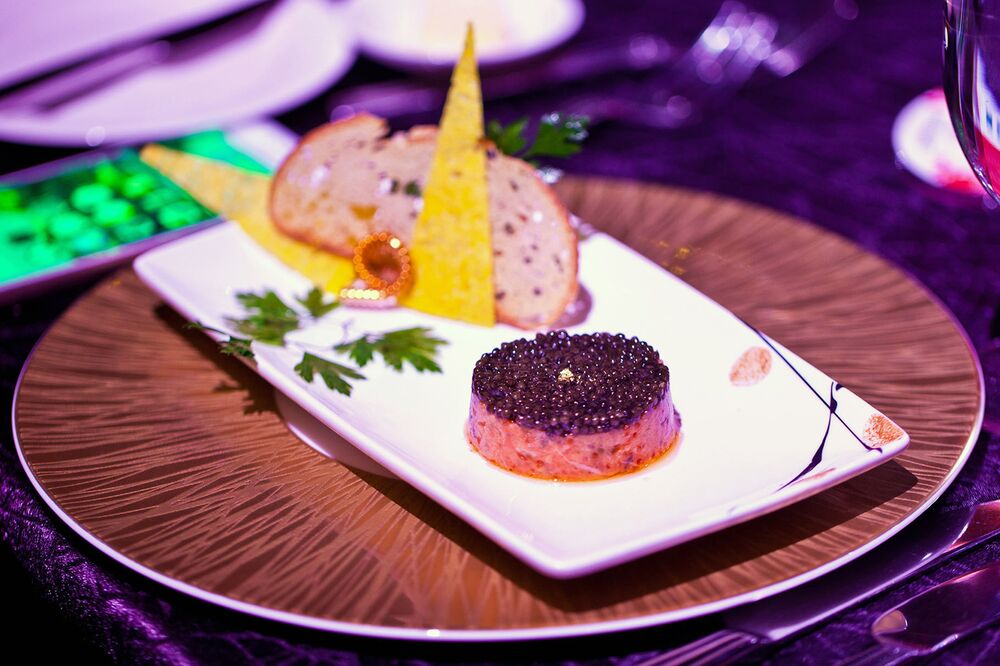 シンガポールのミシュラン星付きレストラン、17年版あの店この店