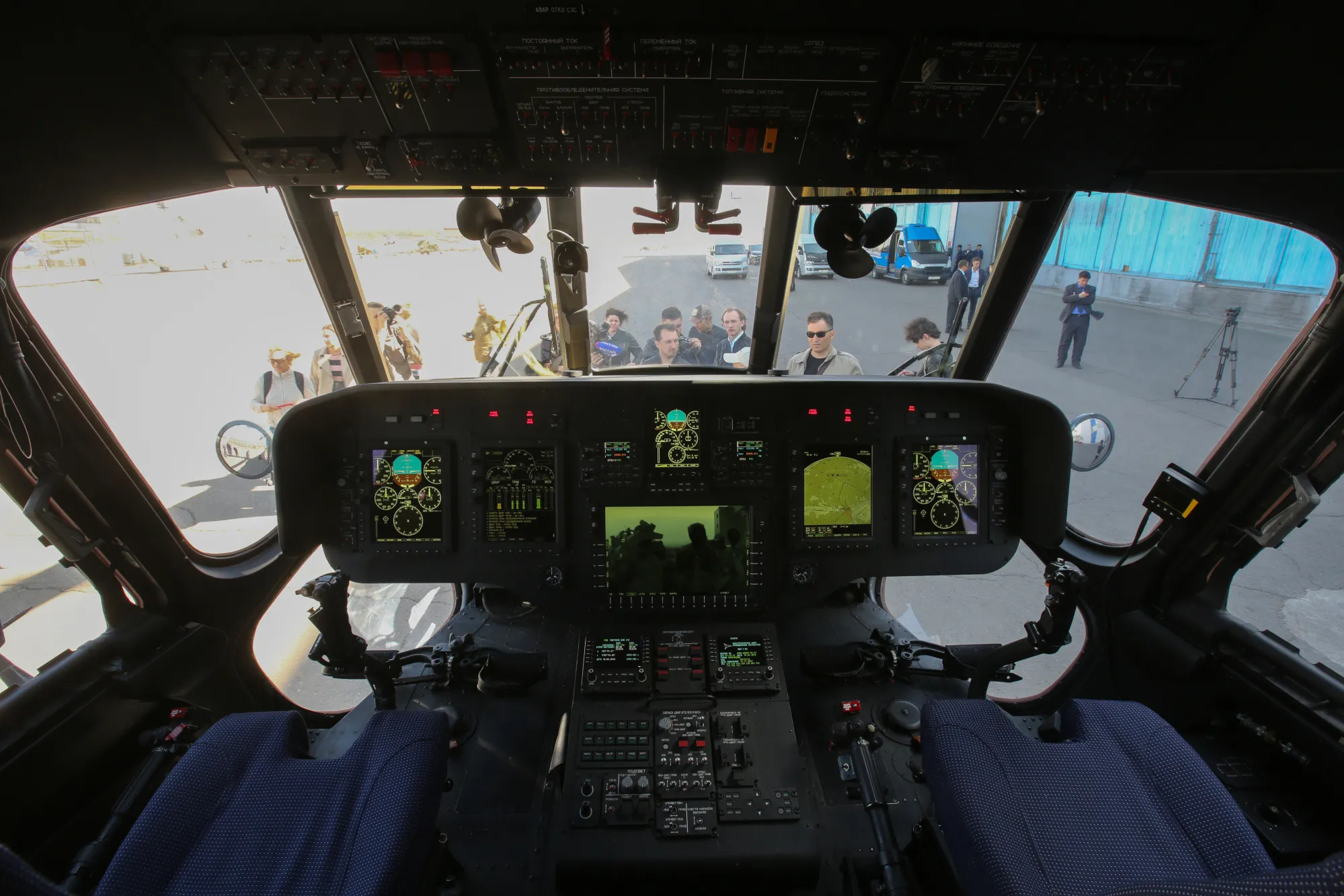 Digital avionics and flight instrumentation.