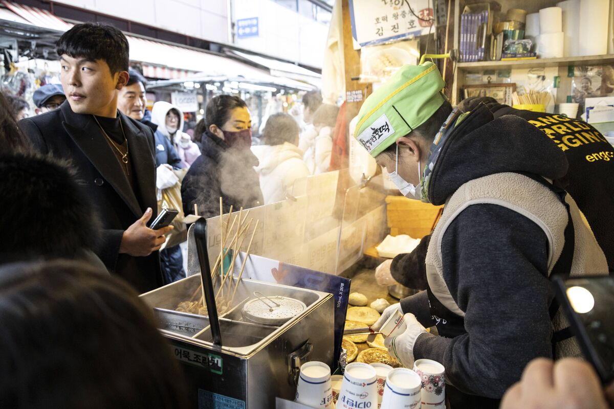 bloomberg.com - Sam Kim - South Korean Inflation Picks Up on Higher Energy, Food Costs