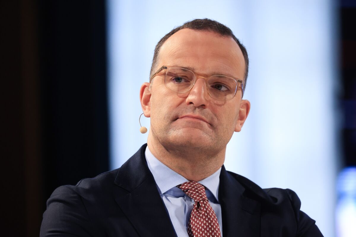 German Conservative Triggers Cries of Hypocrisy Over Surrogacy