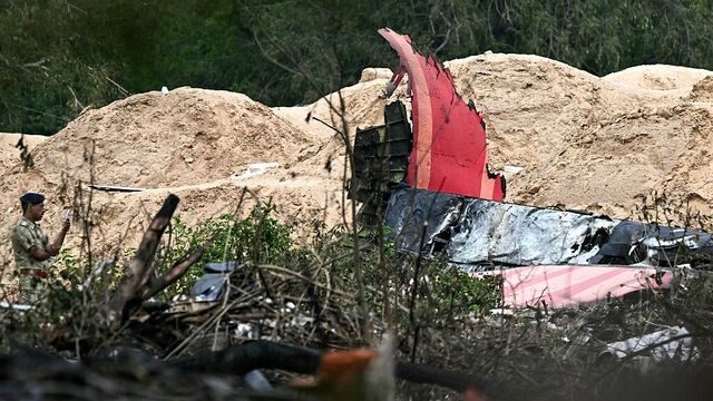 エコノミー最前列窓際、唯一の生存者が語る運命の瞬間－インド機墜落