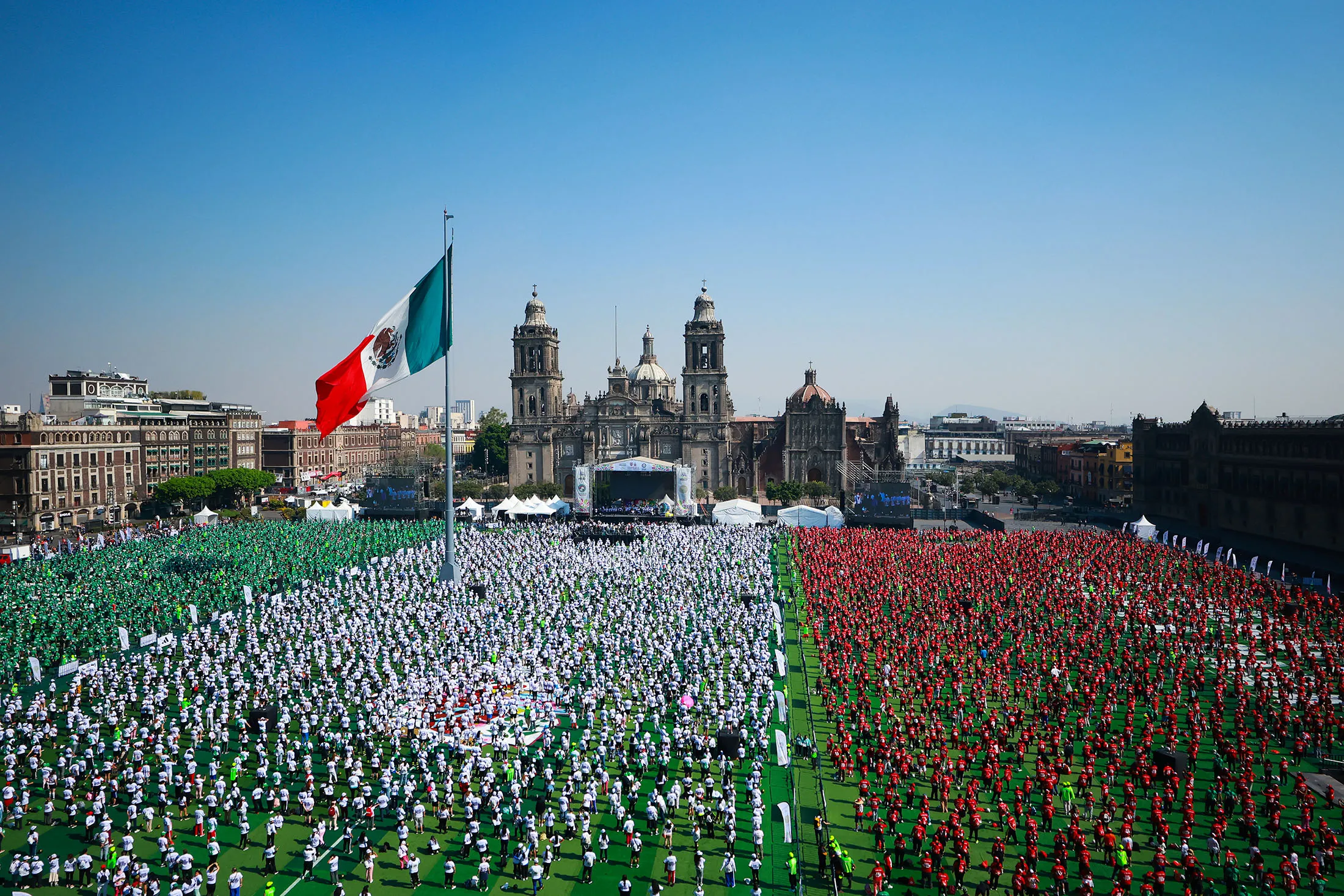 A massive soccer class with the participation of 9,500 people at Zocalo in Mexico City on March 15.