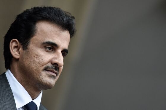 Qatar Emir Snubs Saudi Summit Invite as Gulf Rift Festers