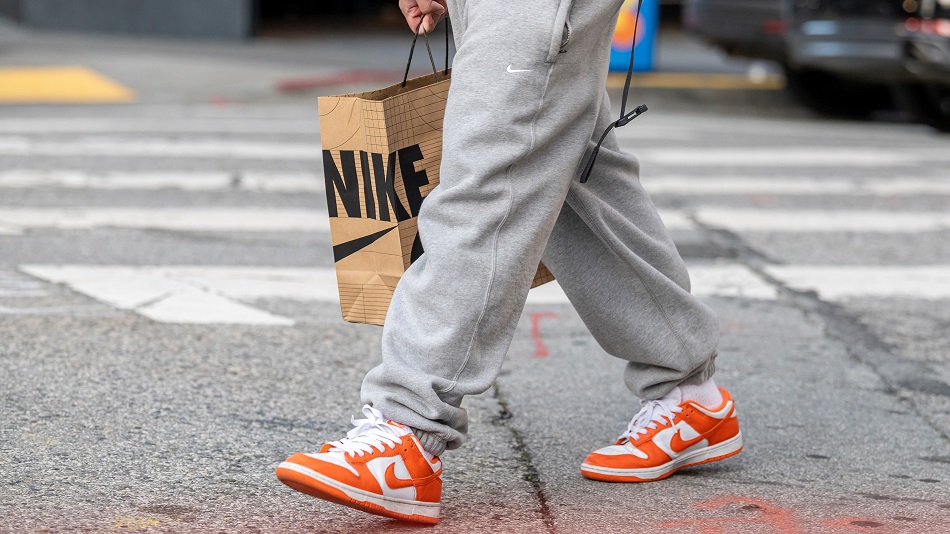 Nike Comeback Bid Is Threatened by Inventory Reset, Tariffs