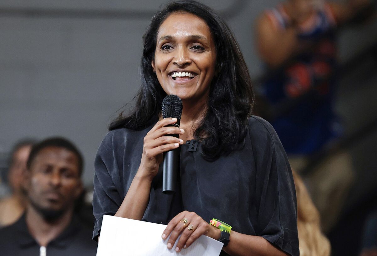 Democratic Socialists Endorse Nithya Raman in Race for LA Mayor