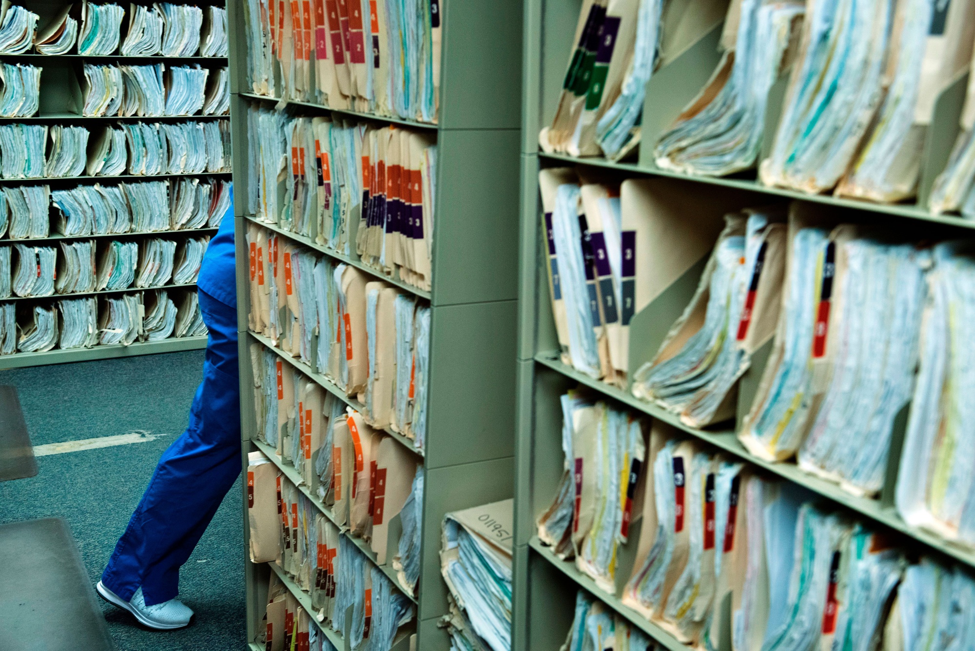 Li KaShing’s Canadian Bet Aims to Halt Doctors’ Paper Trails Bloomberg