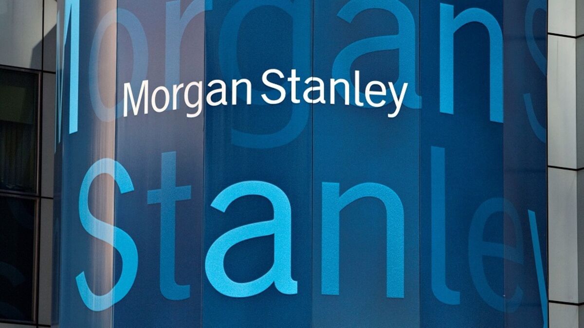Morgan Stanley Beats 4Q Investment-Banking Forecast