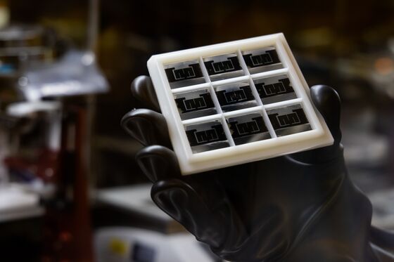 Inside the Lab Striving to Make Korea’s Worst Polluter Net-Zero