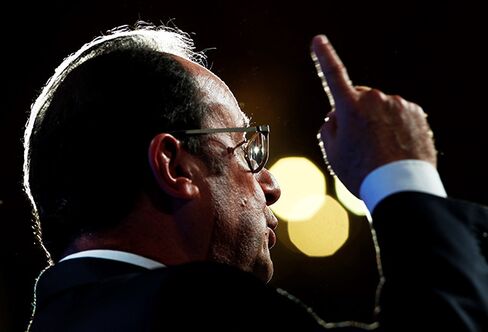 Hollande speaks on Sept. 8.