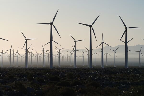 Utility Giant NextEra Discusses Largest Power Deal on Record for Dominion