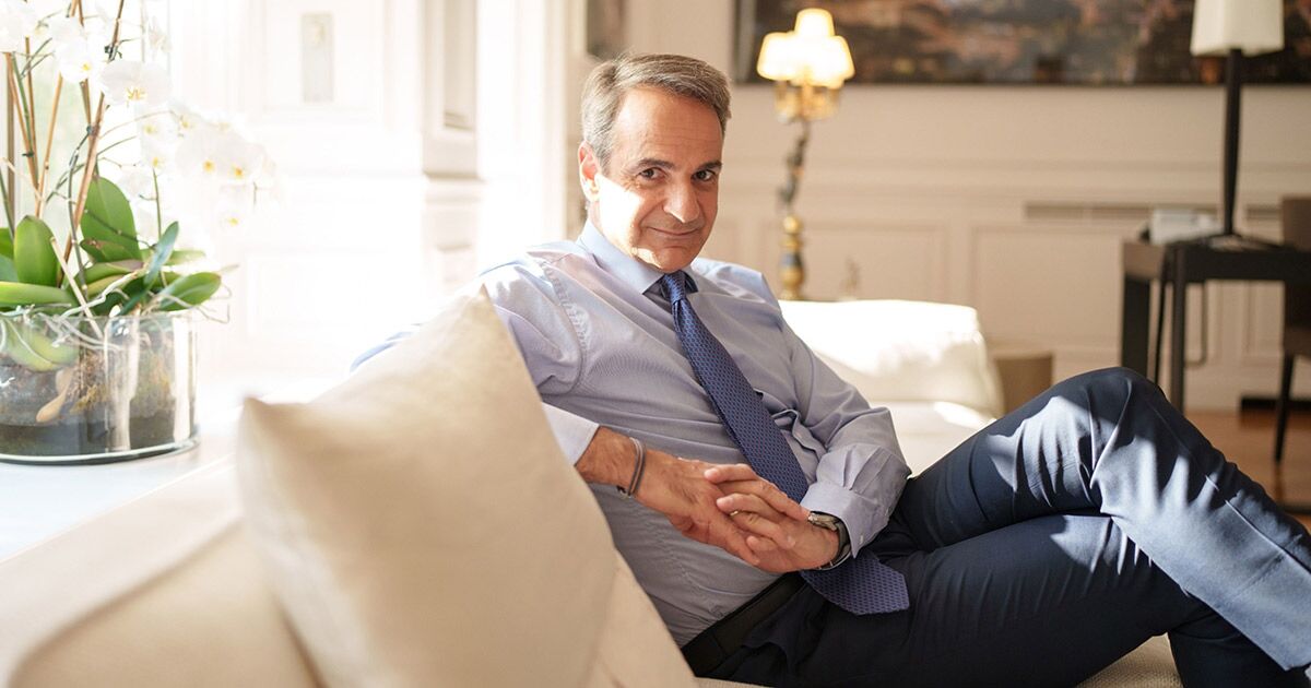 Hot New Play in Stock, Bond Markets: Greece Is Suddenly Booming