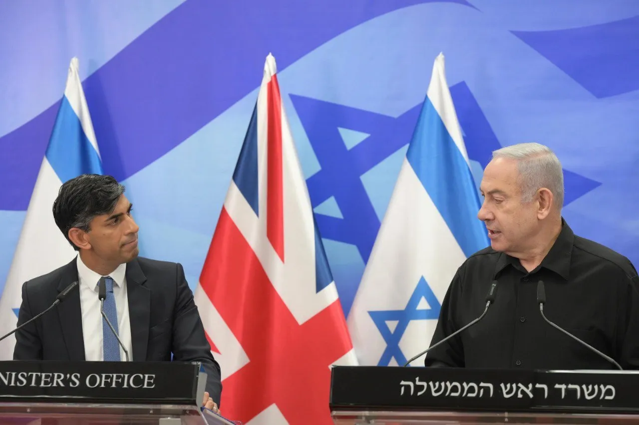 Rishi Sunak, left, with Benjamin Netenyahu in Jerusalem on Oct. 19.