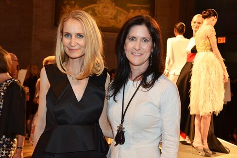 Rhiannon Kubicka, co-chairman of the Drawing Center's board, and board member Stacey Goergen. Photographer: Amanda Gordon/Bloomberg