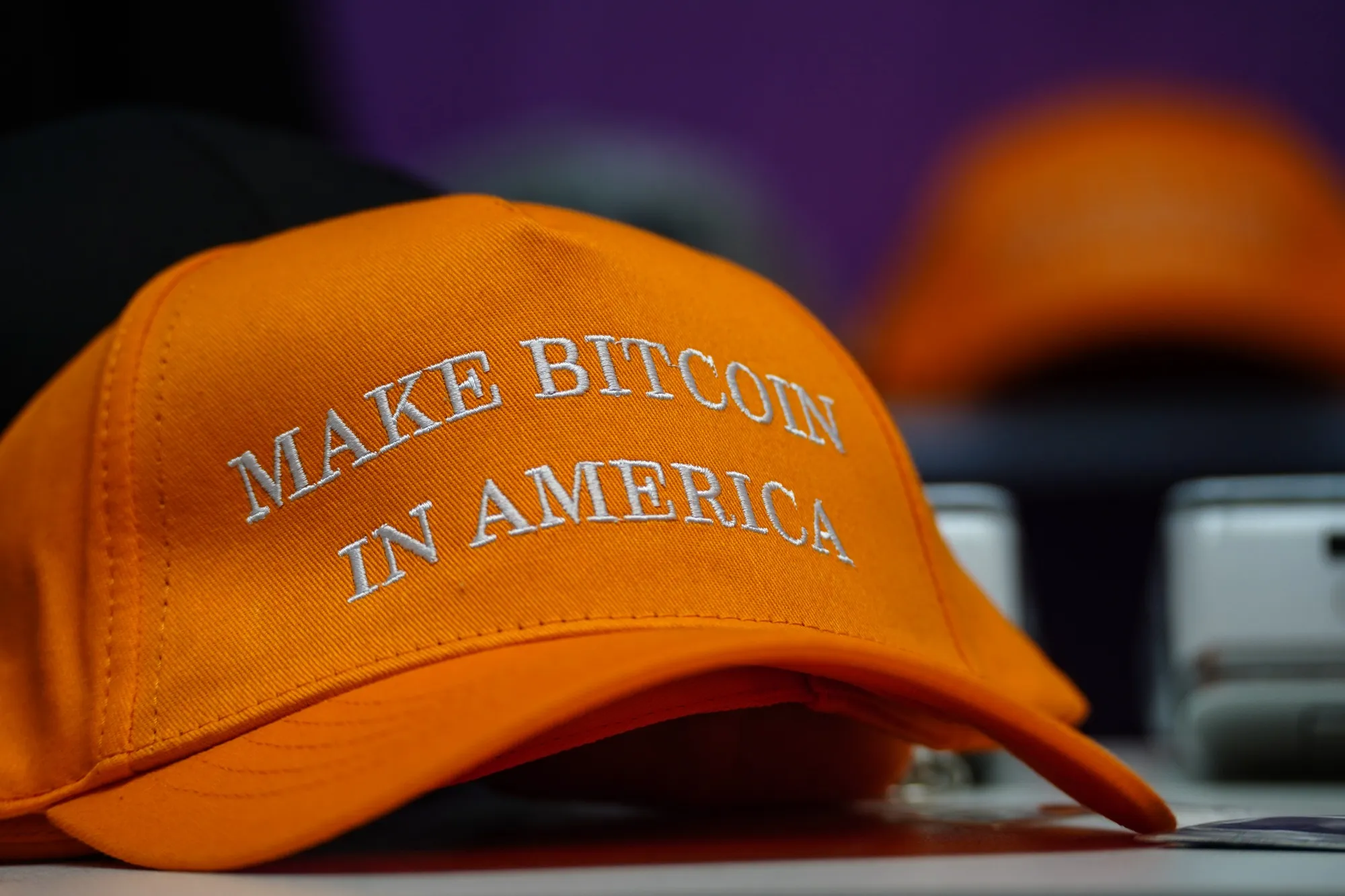 Trump Family to Launch US Bitcoin Mining Venture With Hut 8 - Bloomberg