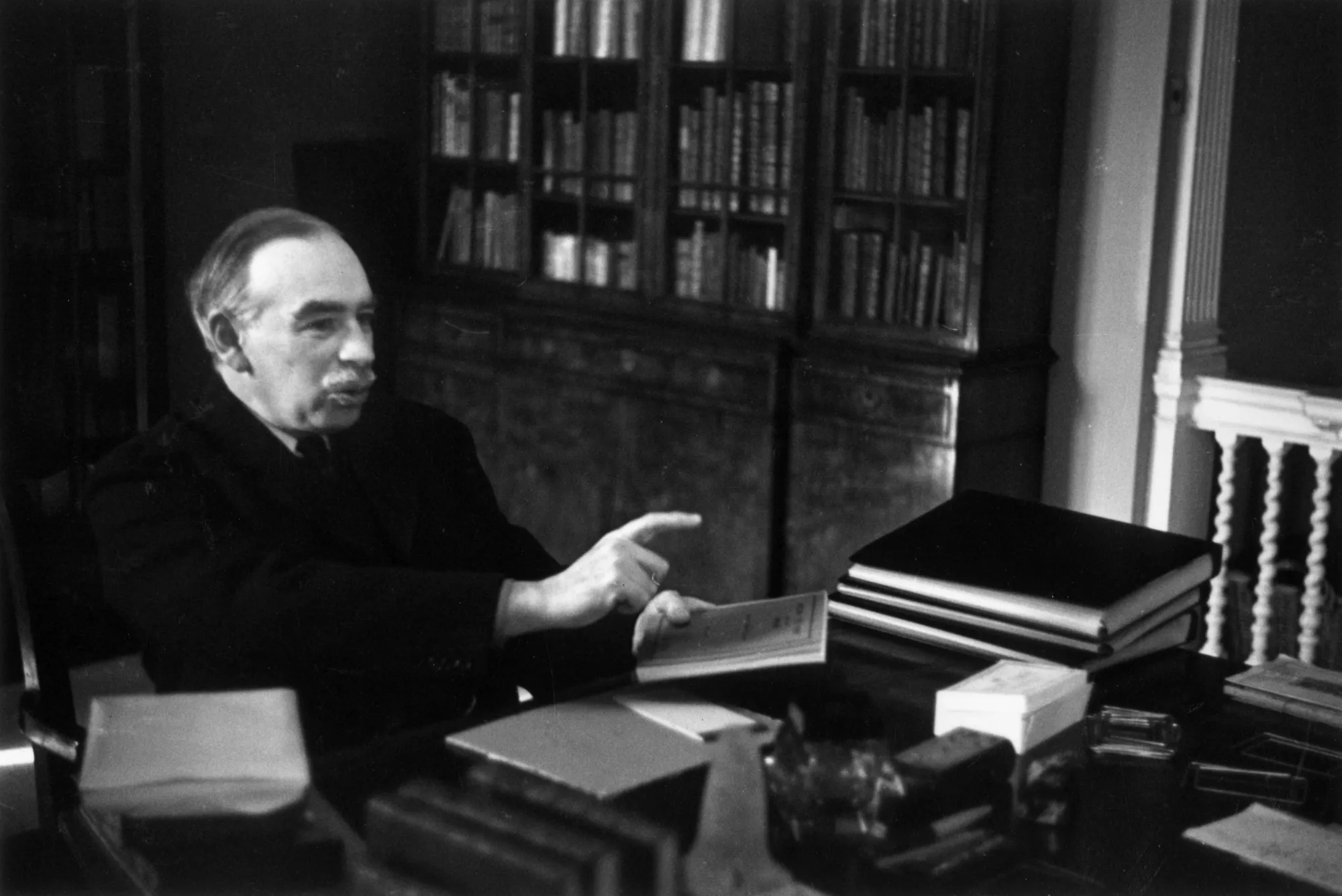 John Maynard Keynes at work in 1940.&nbsp;