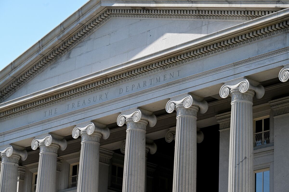 US Treasuries Rally as Soft Jobs Data Trims Fed Rate-Hike Bets