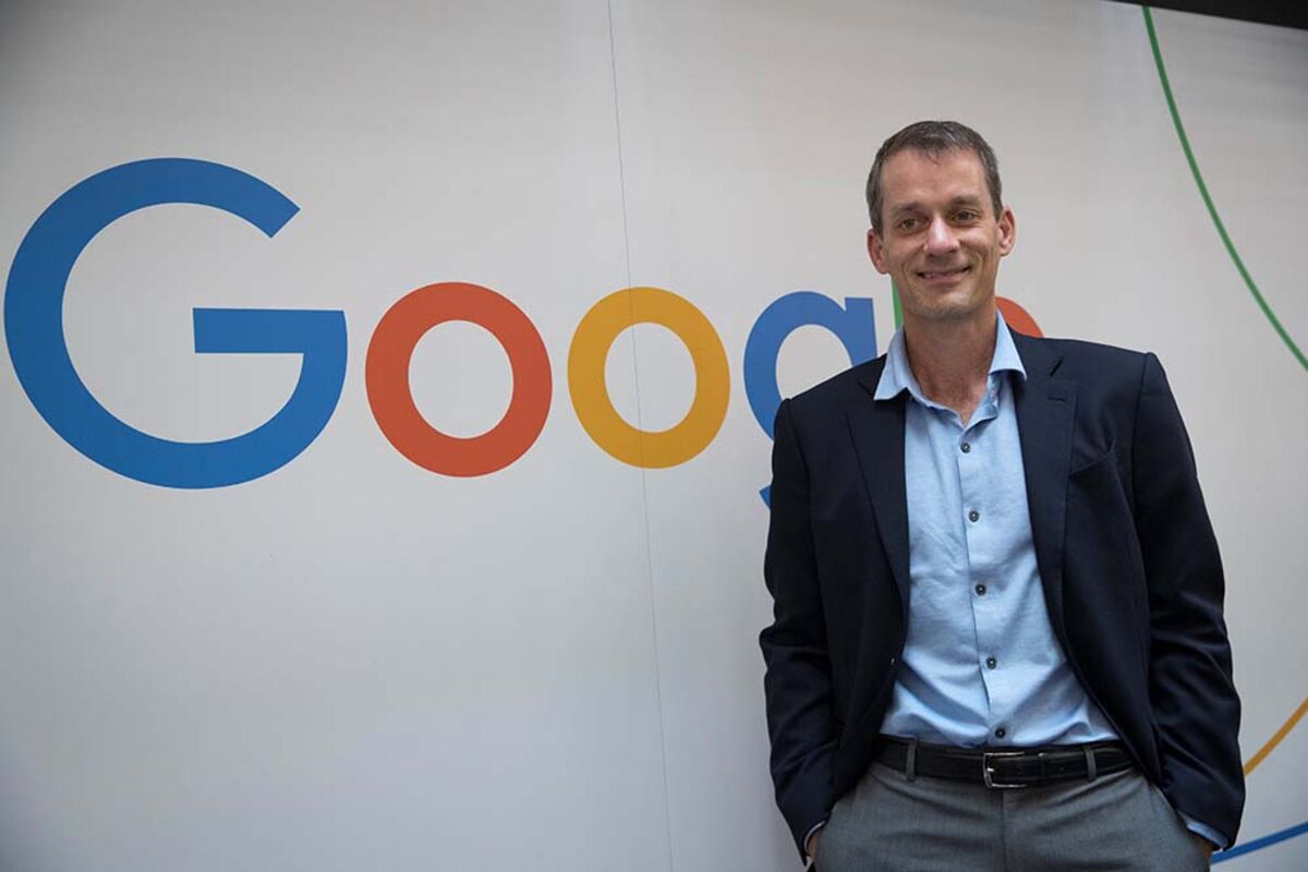 google-goog-scientist-timnit-gebru-s-exit-exposes-rift-in-prominent-ai-unit-bloomberg