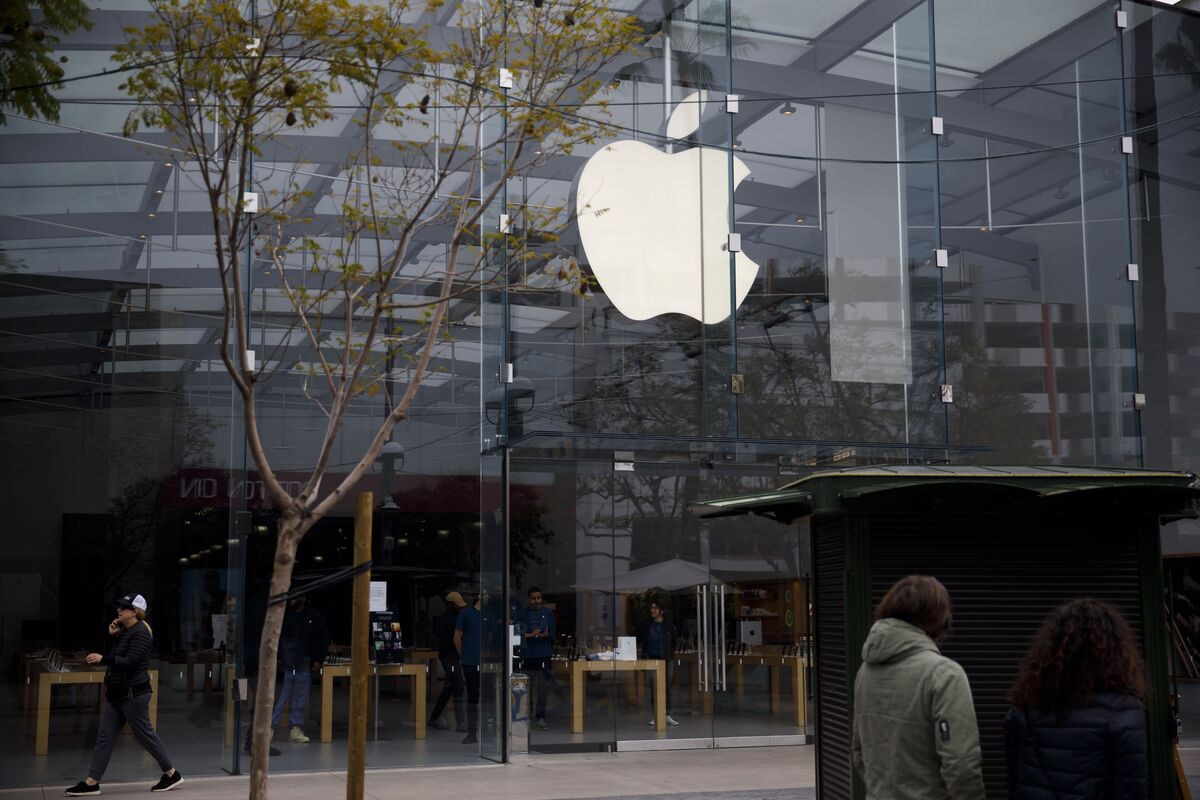 Apple to Temporarily Close LA Stores as Virus Cases Jump Bloomberg