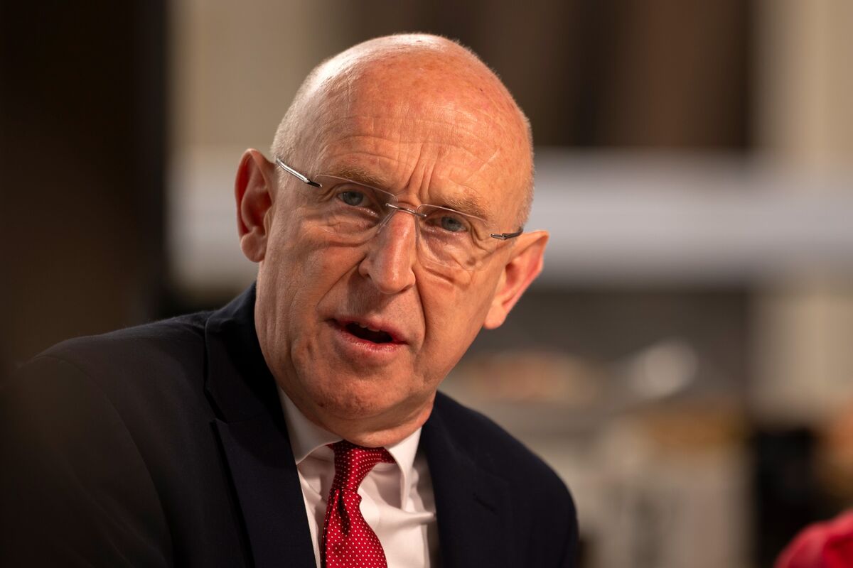 Healey to Pitch UK Regional Growth Paired With Fiscal Discipline
