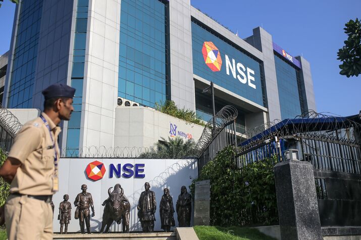 Tata Capital Rises in Debut After India’s Biggest IPO of Year