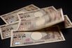Yen Soars on Bank Holiday as Demand for Havens Takes Off: Chart