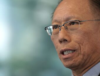 relates to Singapore Hedge Fund APS Says Founder to Step Down as CIO